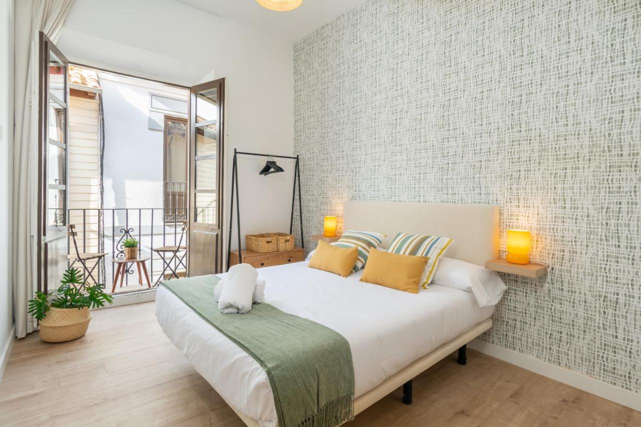 Apartamentos Luna Suites Palacio Dorita Granada Exteriör bild