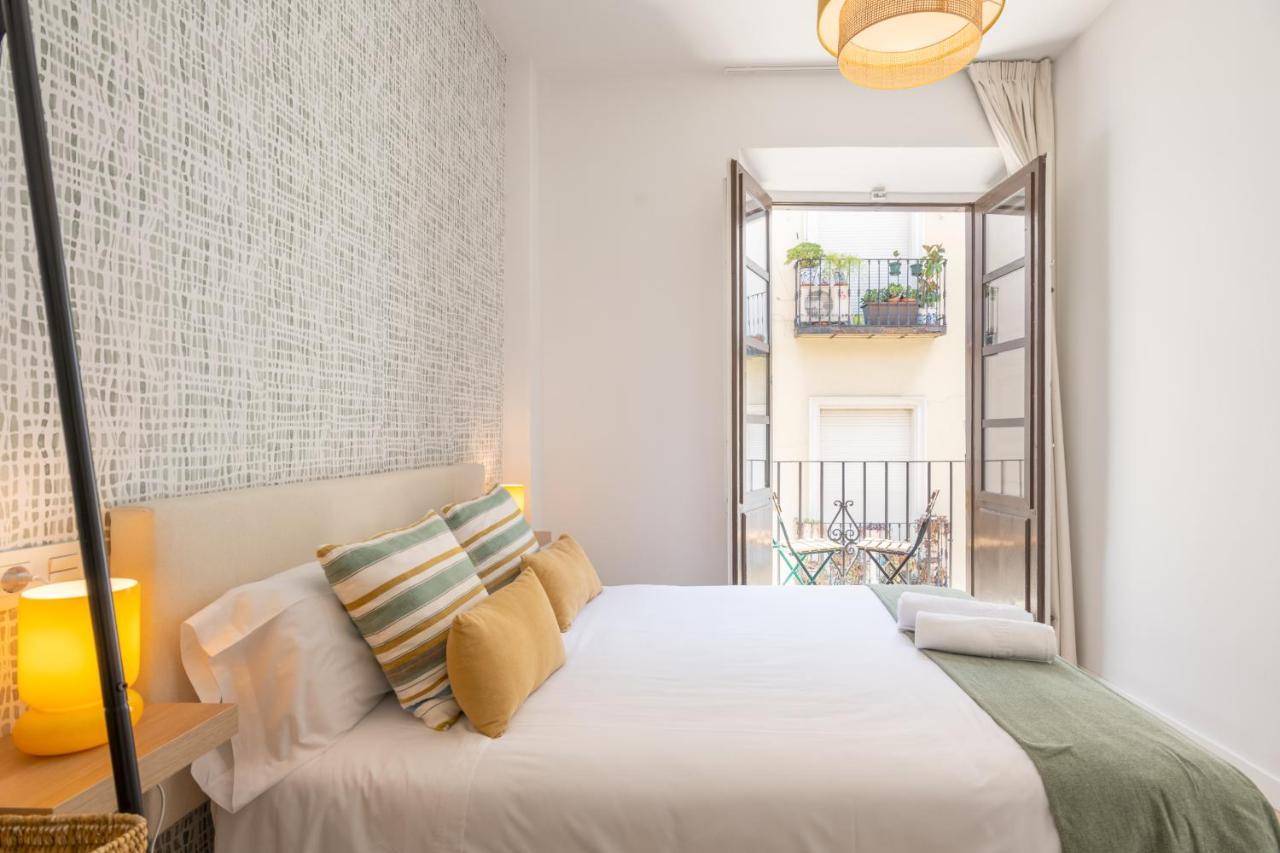 Apartamentos Luna Suites Palacio Dorita Granada Exteriör bild