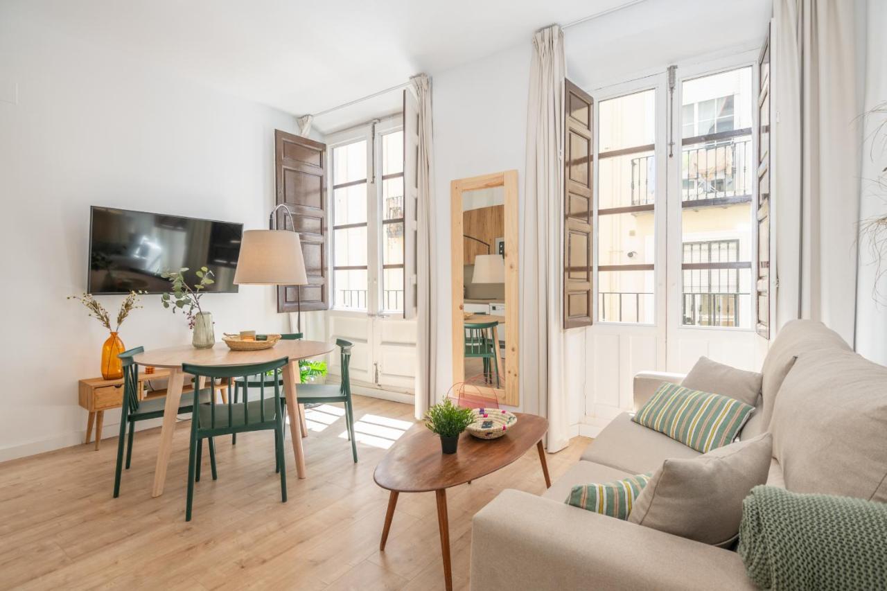 Apartamentos Luna Suites Palacio Dorita Granada Exteriör bild